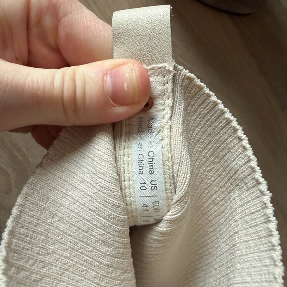 Aldo Ganina Women's Pointed-Toe Western Boots - Size 10 - Picture 8 of 8